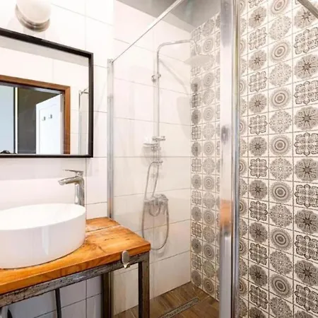 アパート Close-golden - Cozy Studio - Great Location&k28